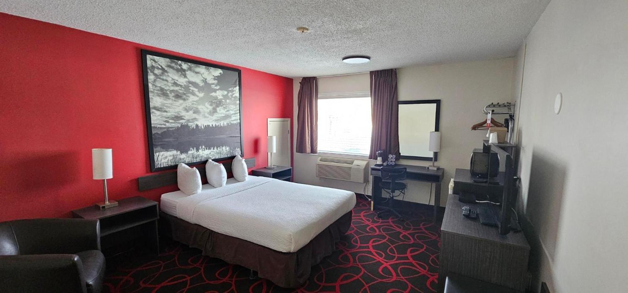 Super 8 By Wyndham Kirkland Lake Экстерьер фото