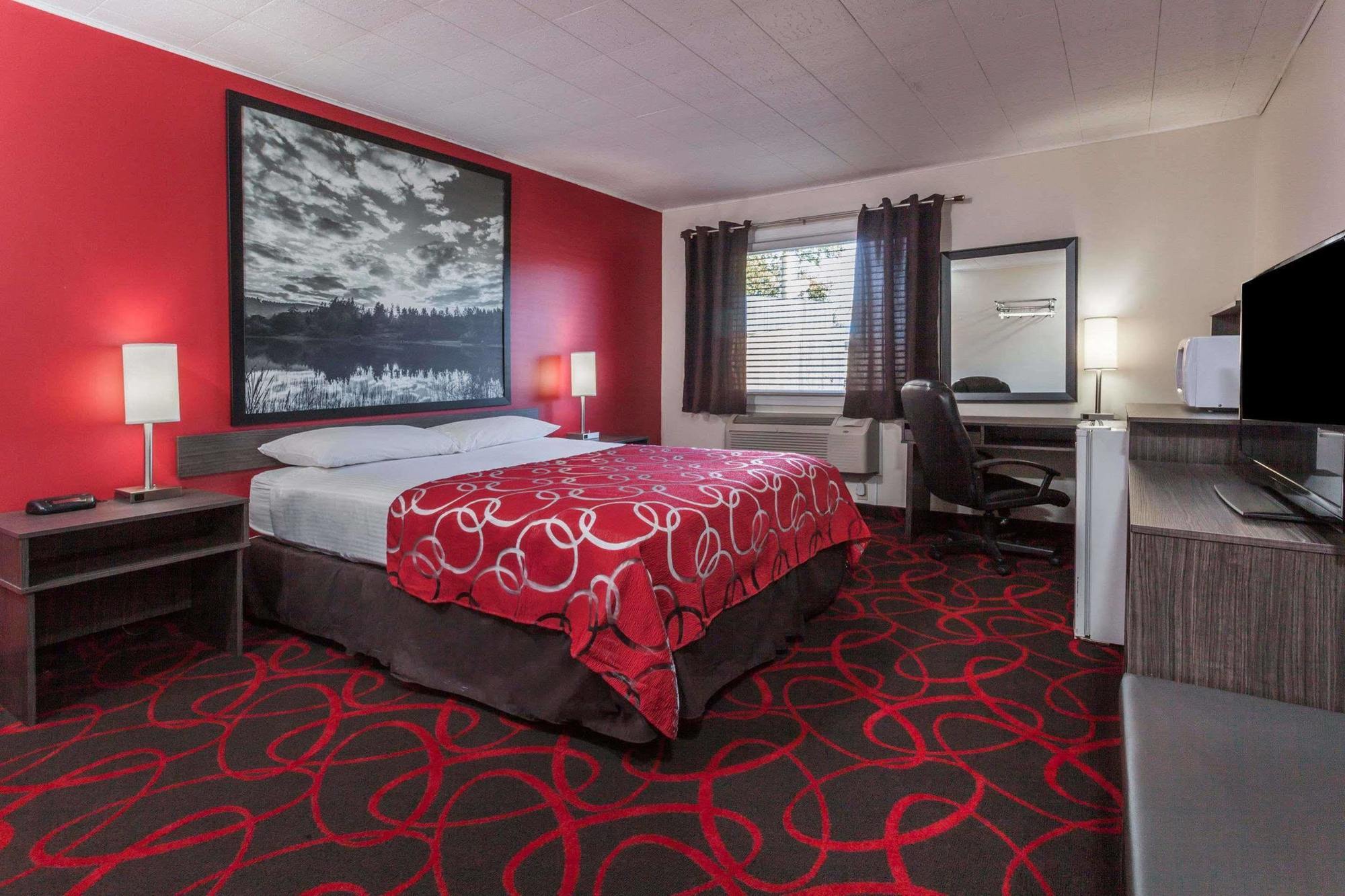 Super 8 By Wyndham Kirkland Lake Экстерьер фото